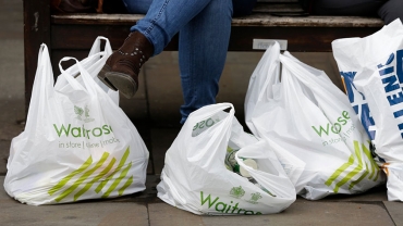 اعتیاد مد به کیسه های پلاستیکی Fashion’s Polybag Addiction