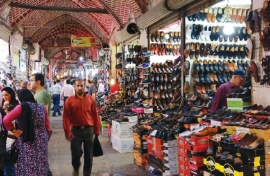 سپر چرمی ما در جنگ اقتصادی/ تولید ۹۵ درصد کفش چرم کشور در تبریز