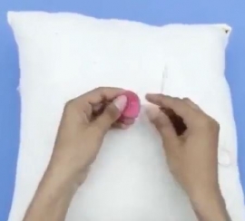 آموزش دوخت روبالشتی‌های زیبای دست دوز با لباس‌های کهنه