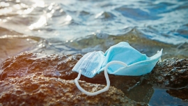 تاثیرات زیست محیطی ماسک های جراحی یکبار مصرف و دستمال های مرطوب  Environmental impact of disposable surgical masks and wet wipes