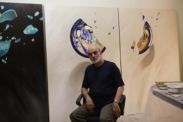 همی گفتم که خاقانی دریغا گوی من باشد  دریغا من شدم آخر دریغا گوی خاقانی