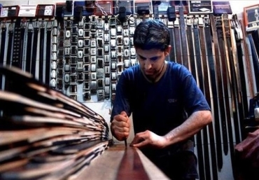 صنعت چرم ارزآور و اشتغال زا