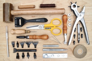 کیف دست دوز و ابزار آن